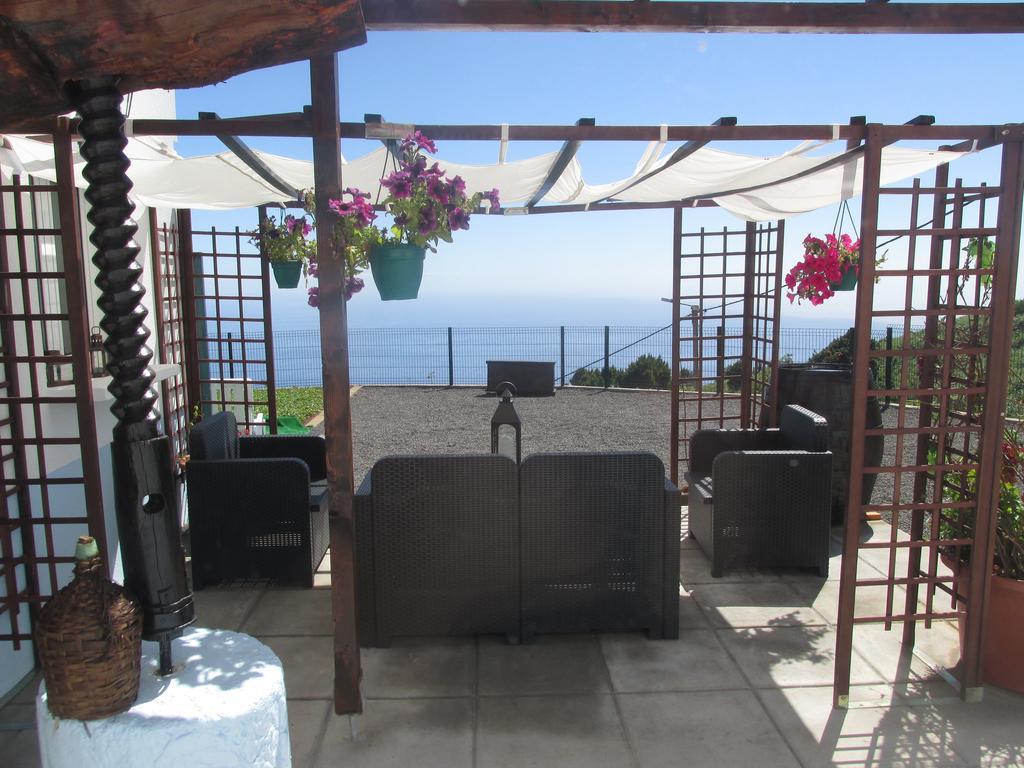 Casa Formiga Villa Faja da Ovelha ภายนอก รูปภาพ