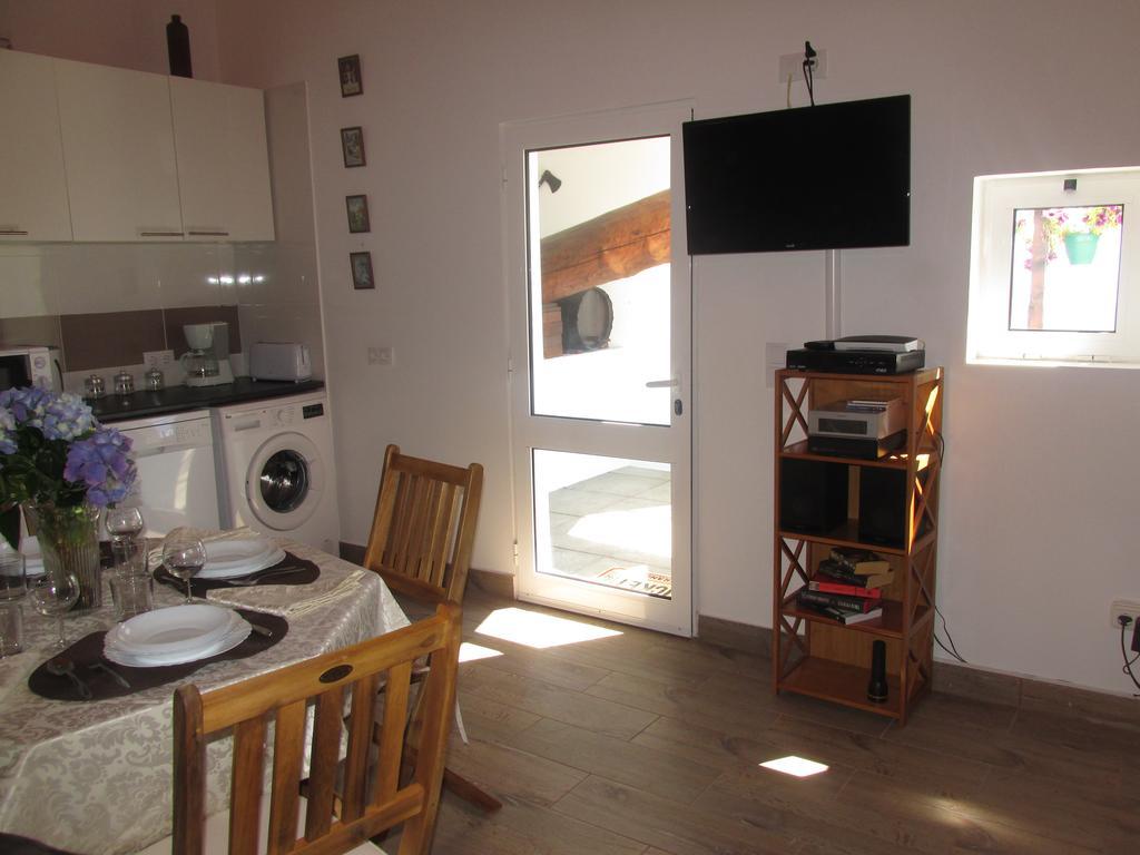 Casa Formiga Villa Faja da Ovelha ภายนอก รูปภาพ
